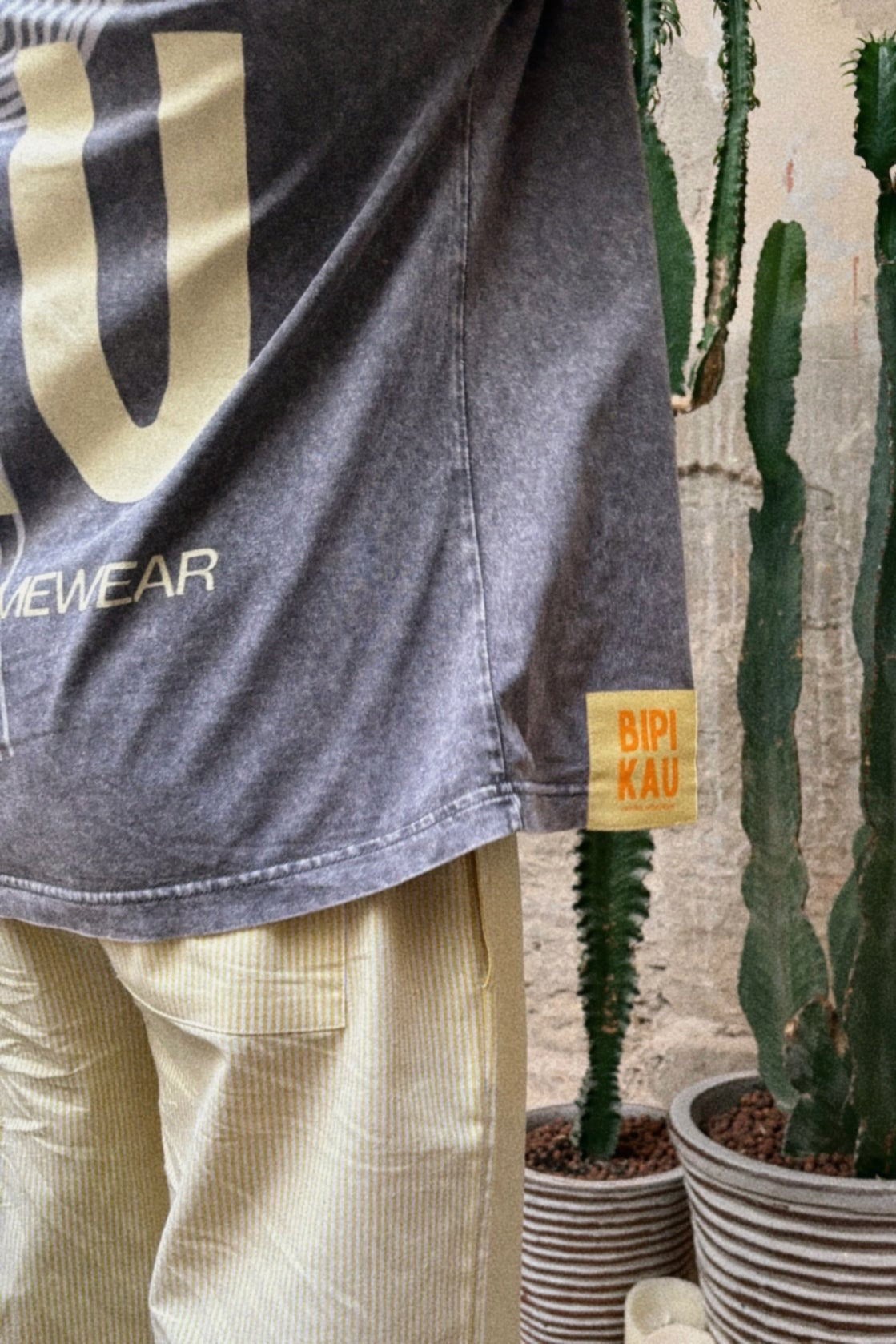 CACTUS TEE GREY